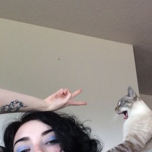 Meet your Posher, Madelynn